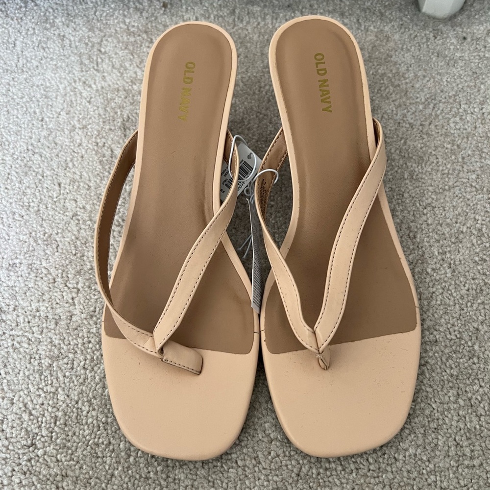 Old Navy Women's Tan Kitten Heel Sandal